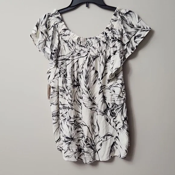 Rose & Olive Blouse - Picture 3 of 3